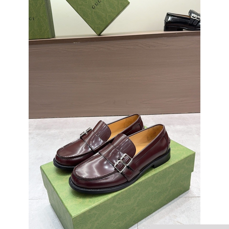 G*u*i leather shoes